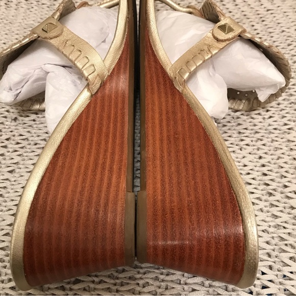 Jack Rogers Devyn Wedge Sandal Gold - Picture 13 of 16